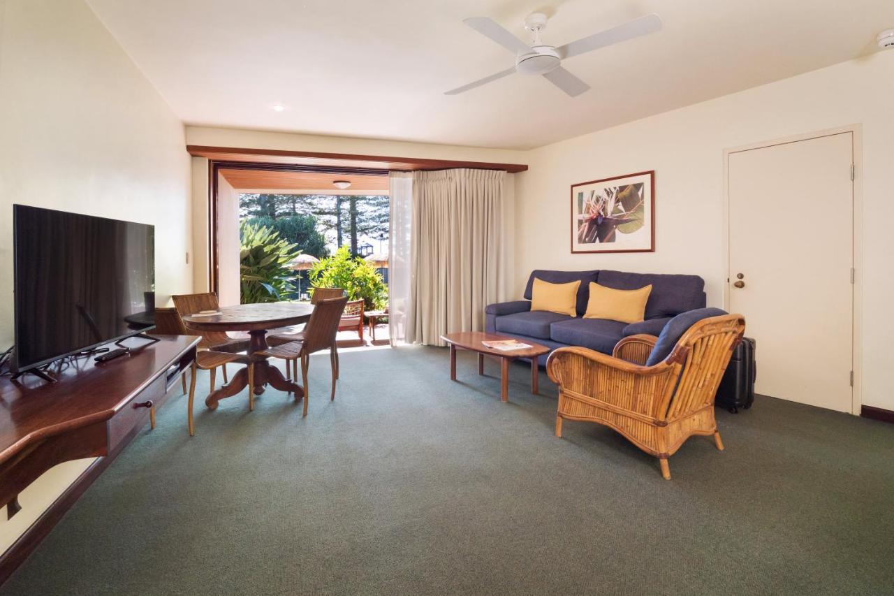Beach Hotel Resort Μπάιρον Μπέι Εξωτερικό φωτογραφία