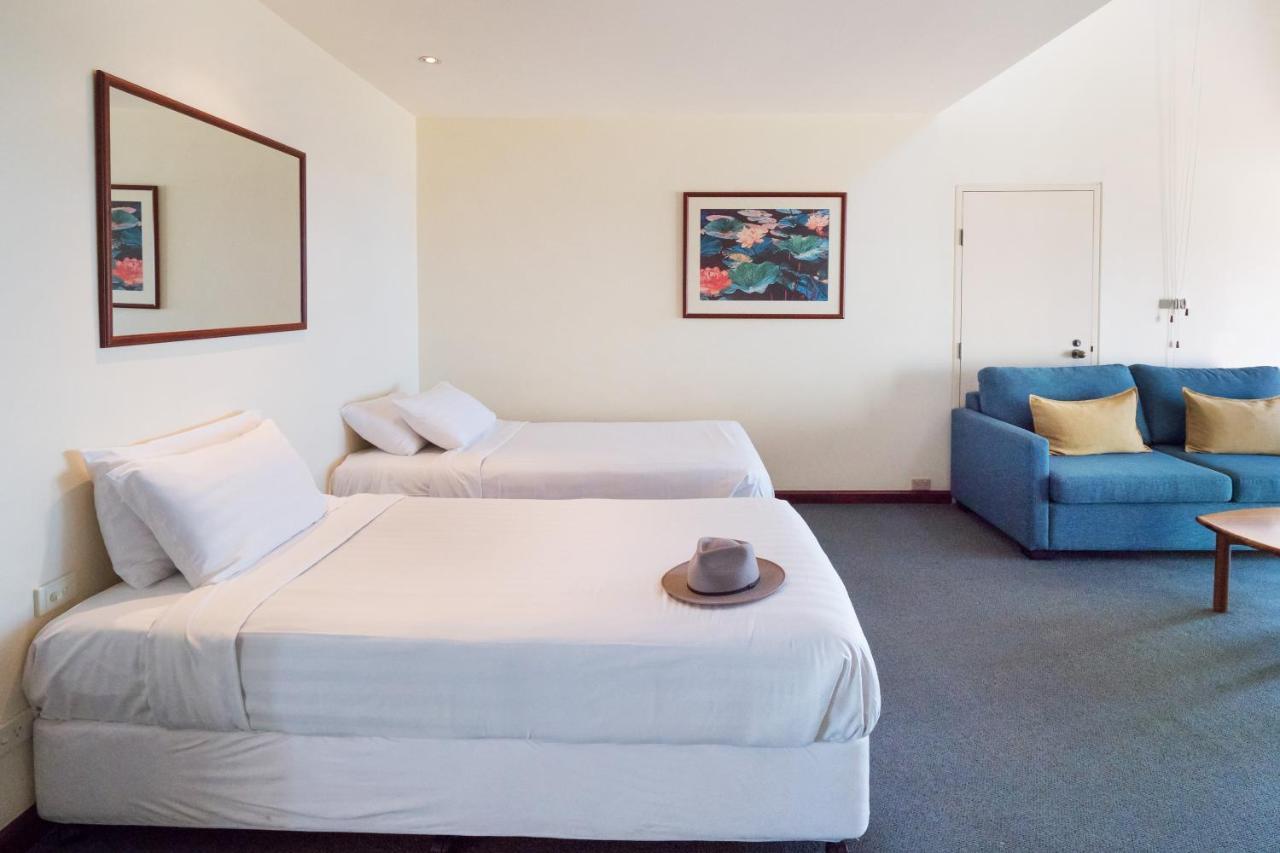 Beach Hotel Resort Μπάιρον Μπέι Εξωτερικό φωτογραφία
