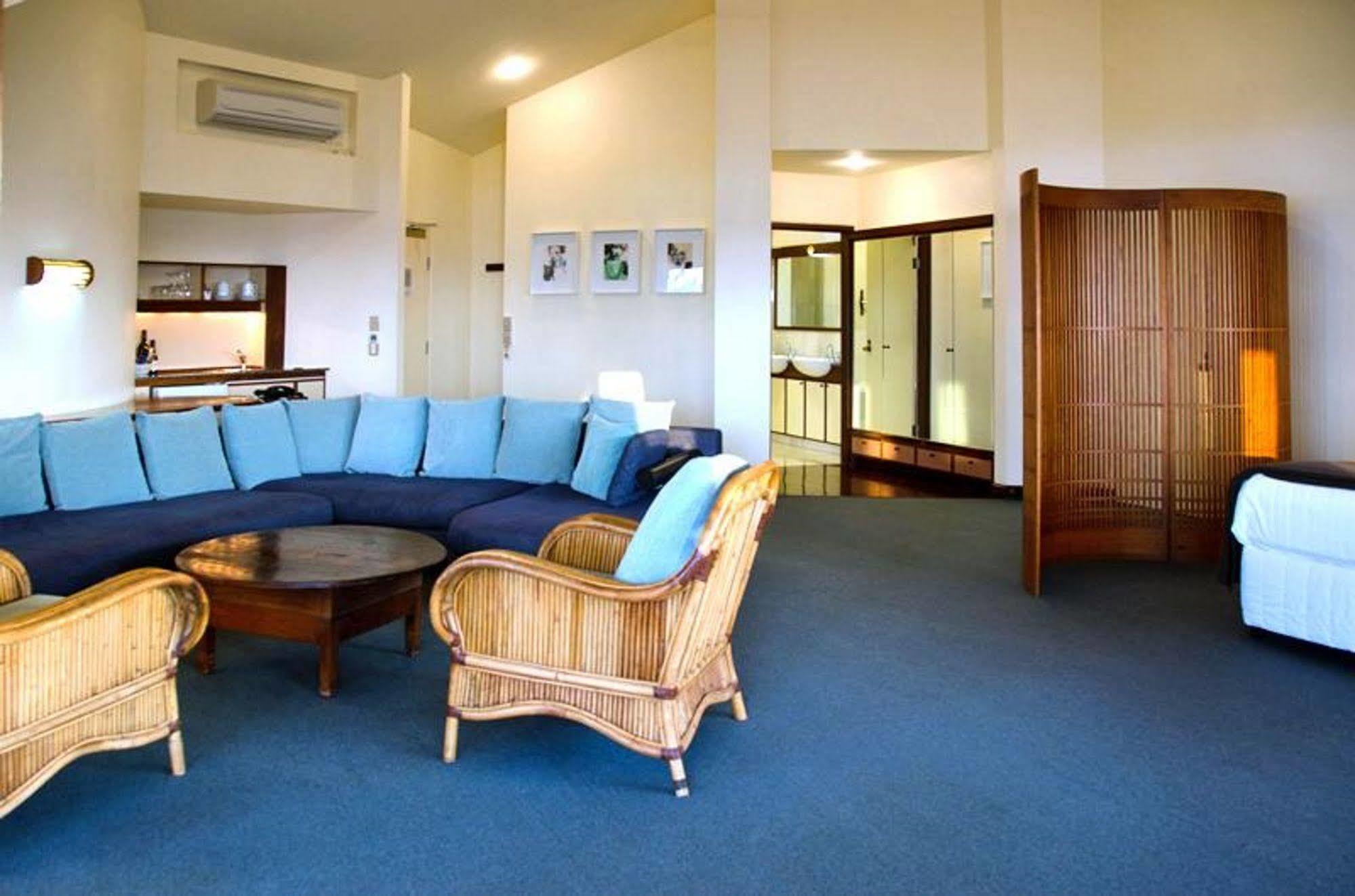 Beach Hotel Resort Μπάιρον Μπέι Εξωτερικό φωτογραφία