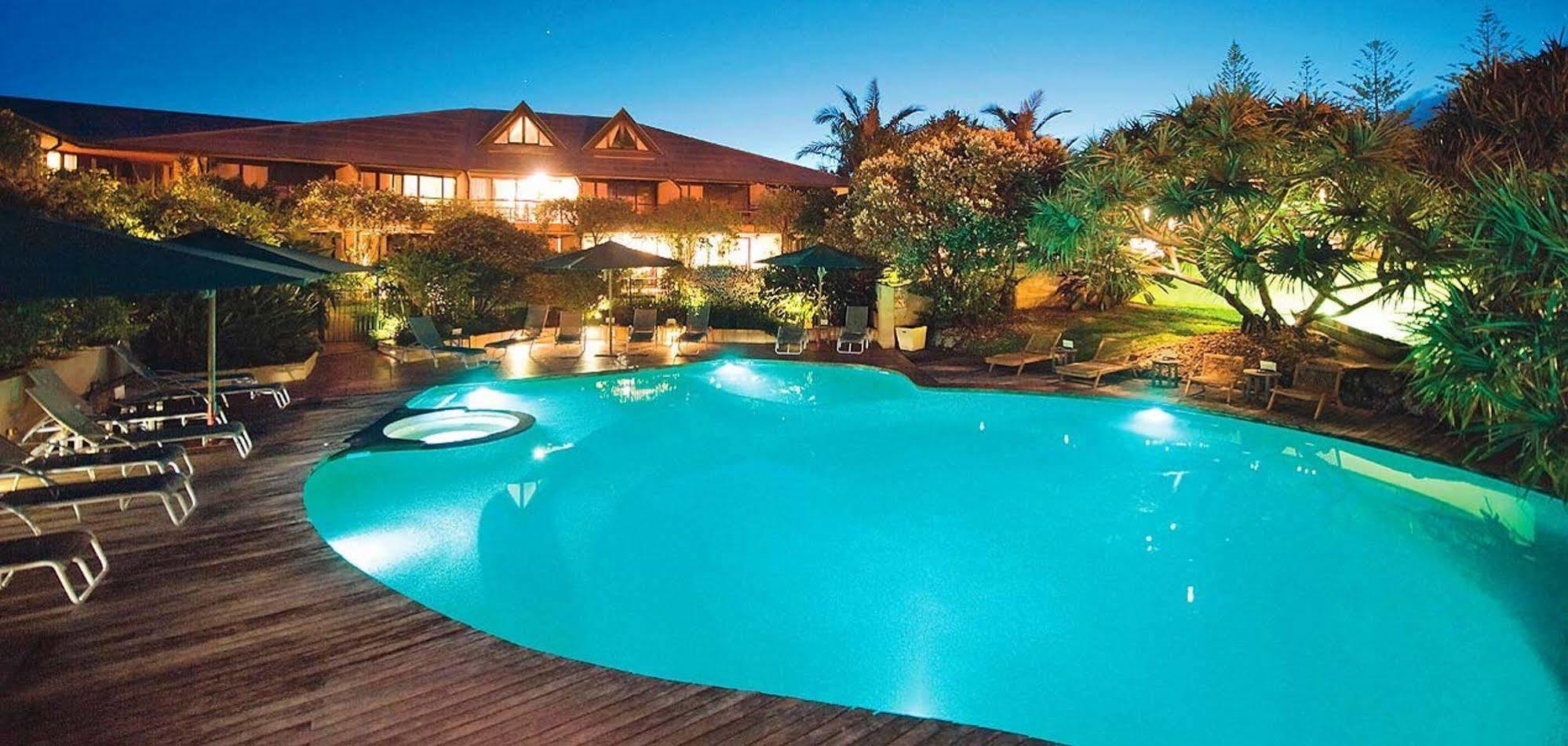 Beach Hotel Resort Μπάιρον Μπέι Εξωτερικό φωτογραφία